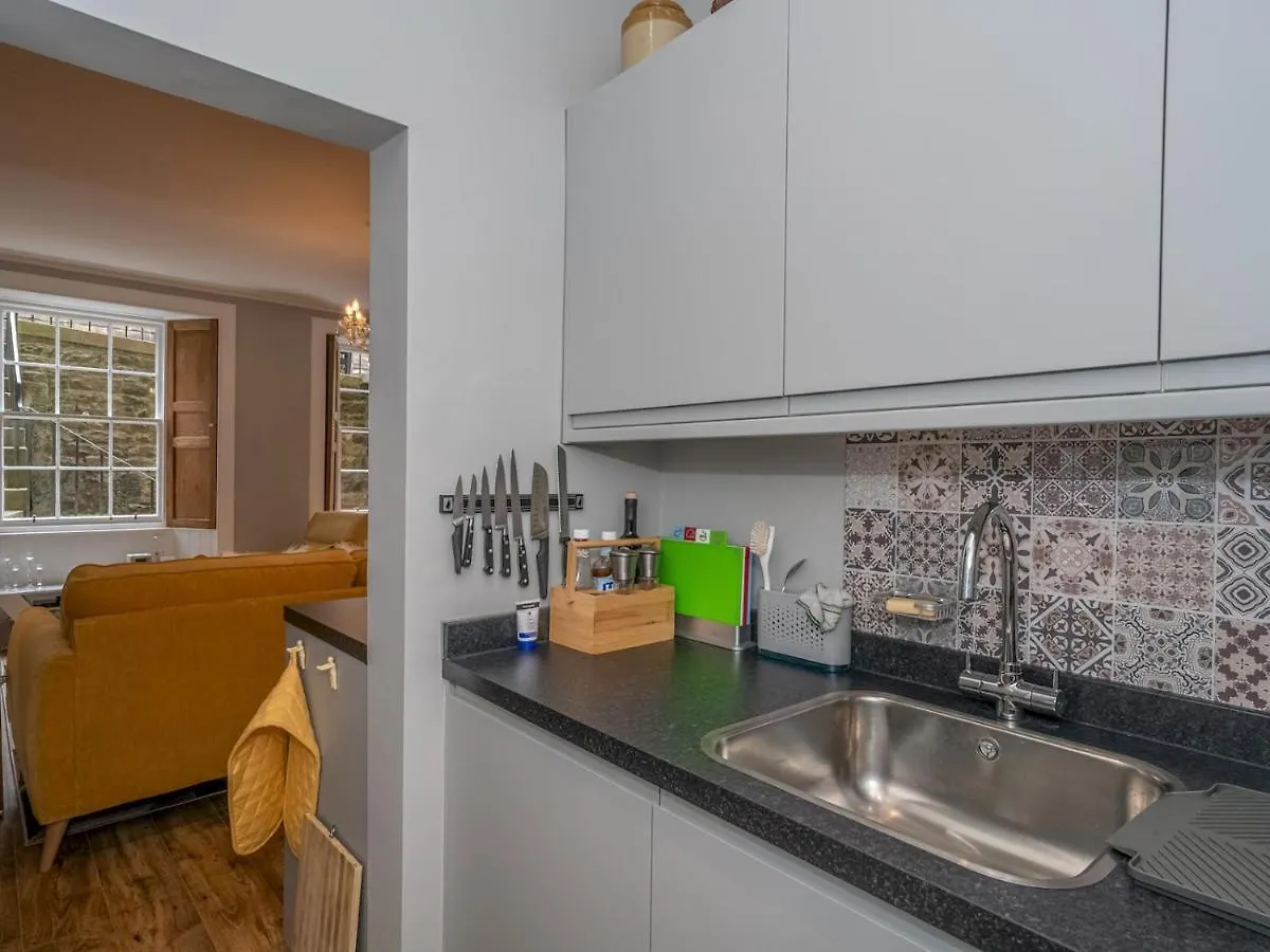 Pass The Keys Superb 3Beds House In Chic Area Of The City Centre Edinburgh Holiday home