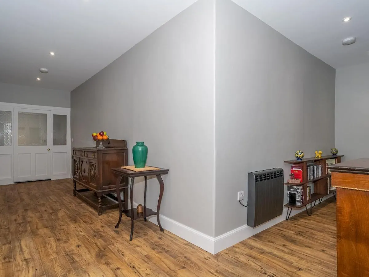 Holiday home Pass The Keys Superb 3Beds House In Chic Area Of The City Centre Edinburgh